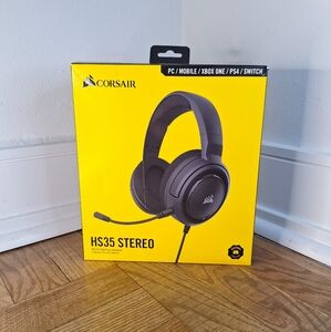 Gaming headset corsair